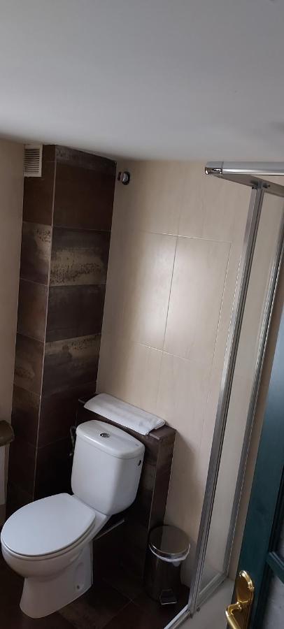 Apartamentos Ebro เรย์โนซา ภายนอก รูปภาพ