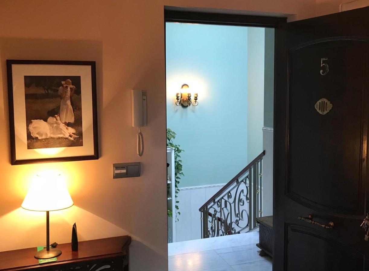 Apartamentos Ebro เรย์โนซา ภายนอก รูปภาพ